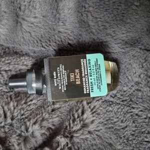 Bath & Body Works Tiki Beach Wallflower Refill! NWT! Seaked With Plastic!